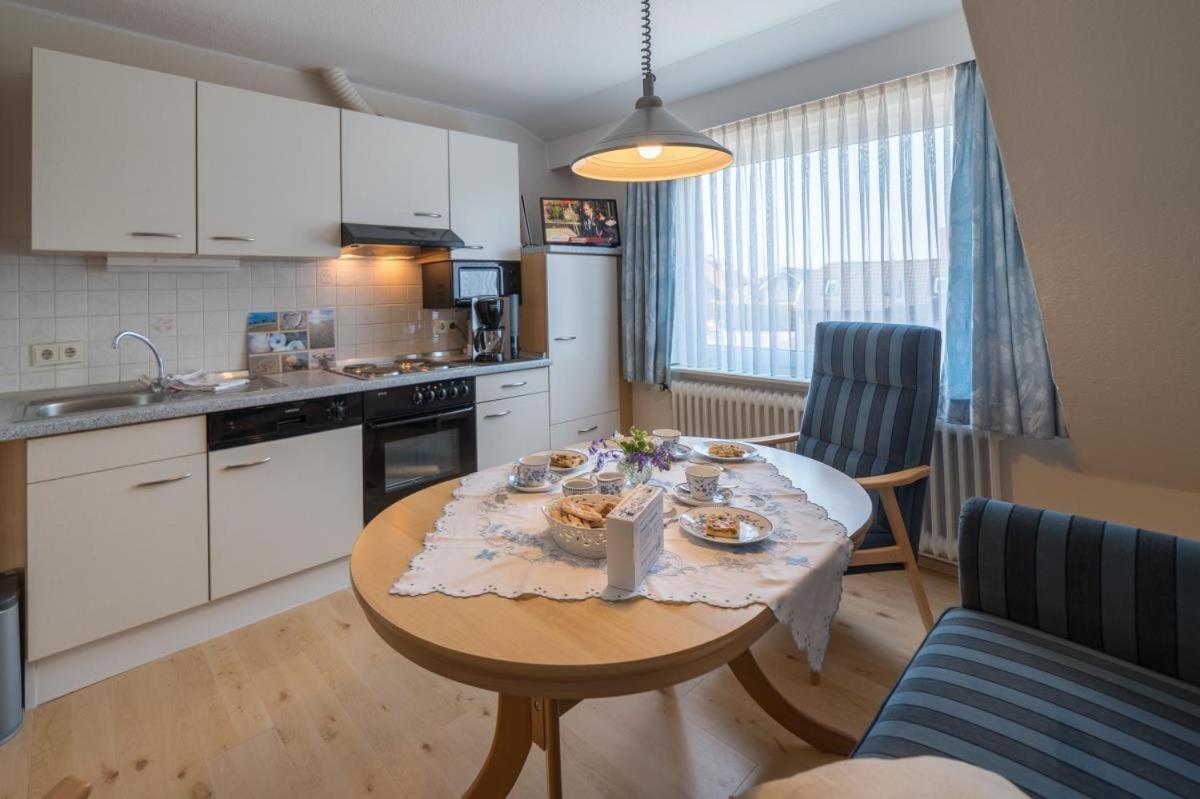 Friesenhof Janssen - Urlaub Auf Dem Bauernhof Apartment Neuharlingersiel Exterior foto