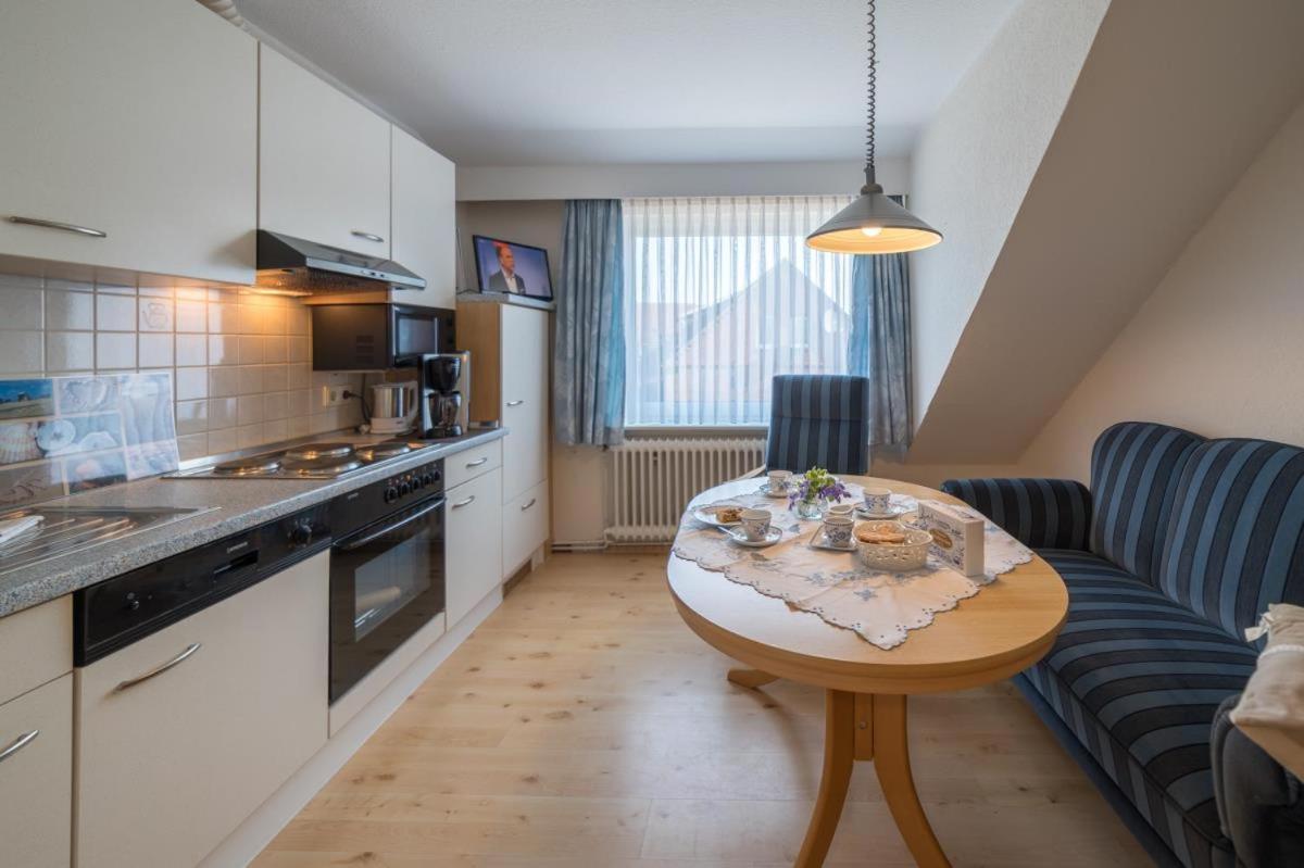 Friesenhof Janssen - Urlaub Auf Dem Bauernhof Apartment Neuharlingersiel Exterior foto