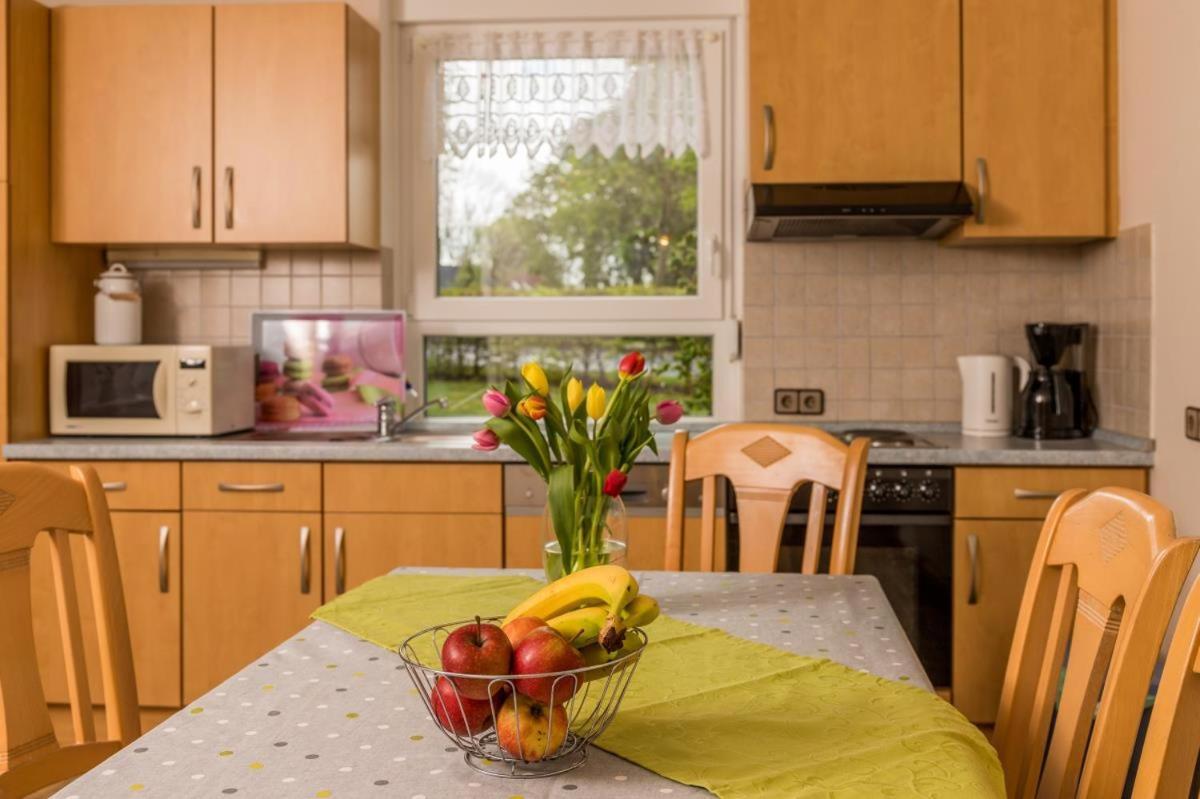 Friesenhof Janssen - Urlaub Auf Dem Bauernhof Apartment Neuharlingersiel Exterior foto