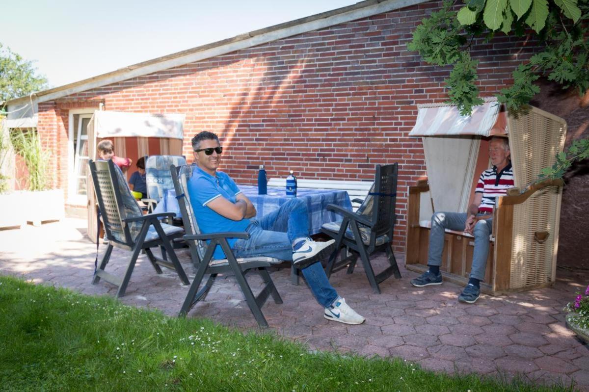 Friesenhof Janssen - Urlaub Auf Dem Bauernhof Apartment Neuharlingersiel Exterior foto