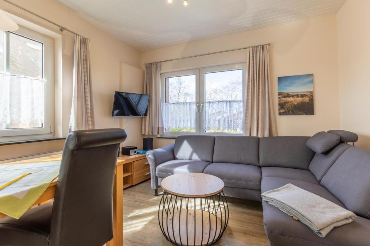 Friesenhof Janssen - Urlaub Auf Dem Bauernhof Apartment Neuharlingersiel Exterior foto